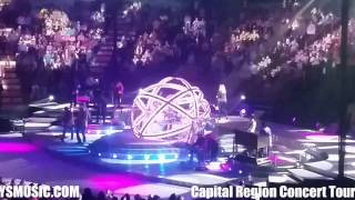 Trisha Yearwood Performing  quotHow Do I Livequot [upl. by Si]