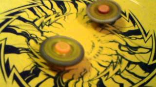 Beyblade Sagittario Clash Legend Inferno Sagittario VS Flame Sagittario [upl. by Post]