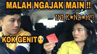 PRANK T4NTE  ADA KNDM DI MOBIL MALAH NGAJAK MAIN VLOG16 [upl. by Leirrad]