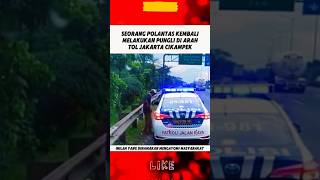 KELAKUAN POLANTAS KETIKA MENCARI MAKAN polisi polri polisiindonesia pungli beritaterkini fyp [upl. by Oiromed]