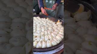 In Fushun The panfried buns must be at least this level to earn my money frieddumpling [upl. by Archle]