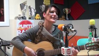 Giuditta Scorcelletti amore che vai amore che vieni live in Puntoradio [upl. by Obellia]