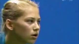 Anna Kournikova vs Elena Dementieva 2002 Tokyo Highlights [upl. by Norac]