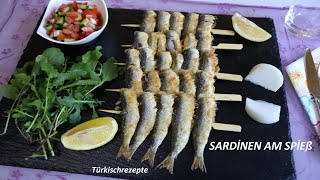 Sardinen am Spieß  Leckeres und sehr stilvolles Fischrezept [upl. by Tisbee]