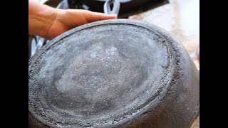 Stripping amp Reseasoning Yard Sale Cast Iron Skillets [upl. by Kitty135]