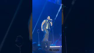 NO EXISTE UN❤️DE HIERRO romeosantosconcert viralvideo music romeosanto reels musica concert [upl. by Ennavoj]