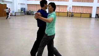 201109179147Tango III  L4 示範 4  范老師帶亭頤 數拍子 [upl. by Mildrid]