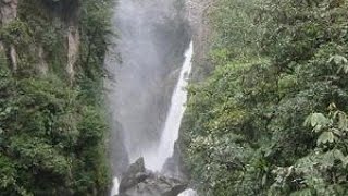 Cascada El Pailon Del Diablo Camino Baños  Puyo Ecuador [upl. by Mandle]