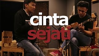 Ari Lasso  Cinta Sejati Cover  Halik Kusuma feat UEL [upl. by Keelia668]