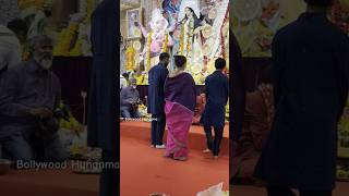 ajaydevgn amp kajol with son yug seek blessings of Ma Durga durgapuja navratri [upl. by Sukin]