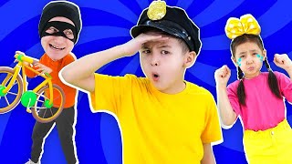 Baby Policeman Helps Everyone  Wheels on the Bus Song more Nursery Rhymes amp Kids Songs [upl. by Yort205]