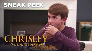 Chrisley Knows Best  Sneak Peek Grayson Is Scared Of Getting Braces  Season 7 Episode 7 [upl. by Massiw837]