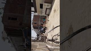 बिजली के खंभे कैसे खड़े करते हैं How to install electric pole  electric pole kaise lagaye [upl. by Andi]