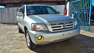 Toyota Kluger 2004 model in silver colour now available at harab motors tz [upl. by Crispa698]