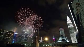 New Years Eve countdown 2019 fireworks at twin tower KLCC Kuala Lumpur [upl. by Timmie]