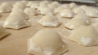 Пельмени Домашние Рецепт  Очень и Очень Вкусно  Dumplings Recipe English Subtitles [upl. by Purvis]