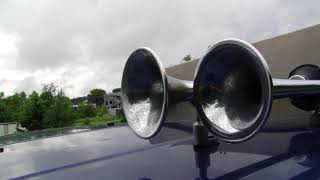 My Grover Dual Truktone Air Horns [upl. by Hgielram]