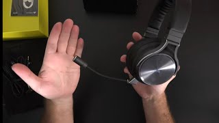 Corsair Virtuoso RGB Wireless XT Gaming Headset Unboxing [upl. by Yeslah76]