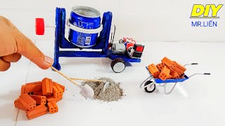 Make a mini wheelbarrow shovel and hoe from recycled cans  handmade items  DIY [upl. by Wallace]