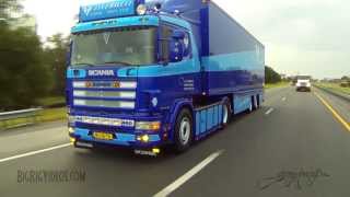 Rolling Footage of a 2000 Scania 144l 460 V8 in America [upl. by Yrtsed]