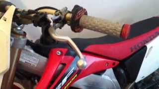 How a Hot Start works on a dirt bike [upl. by Stasny]