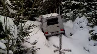 Off Road Mercedes G 300 Turbo Diesel in Snow 奔驰G级越野雪 [upl. by Ailin]