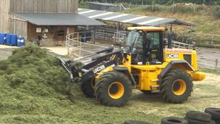 Silage Burbage Farmers JCB 434 John Deere [upl. by Haran]