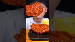 EATING SPICY KOREAN FRIED CHICKEN WITH CHEESE SAUCE shorts mukbang friedchicken cheesesauce [upl. by Virgie]