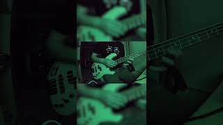 HELLOWEEN  EAGLE FLY FREE helloween bass cover power metal germany kiske powermetal [upl. by Yran294]