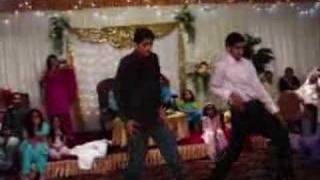 ENGAGMENT DANCE OFF 4 HAFSA AND TARIQs ft saad and fahad [upl. by Petr372]