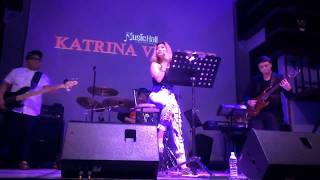 KATRINA VELARDE  Tuwing Umuulan At Kapiling Ka  The Music Hall Metrowalk  June 28 2017 [upl. by Naujud]