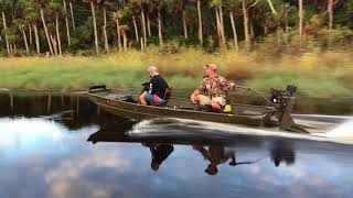 13hp Mud Walker surface drives running in Florida marsh [upl. by Amaryllis268]