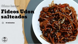 FIDEOS UDON SALTEADOS  NOODLES UDON  Receta asiática [upl. by Katlaps]