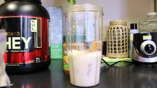 How to Make A Simple Delicious Muscle Building Protein Shake  laynejacksonfitness [upl. by Aderfla]