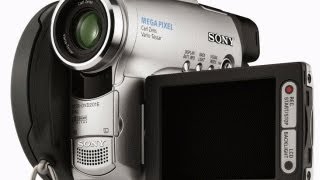 Sony Handycam DCRDVD201E Camcorder with Sony Video Flash Light HVLFDH3 [upl. by Dulcia614]