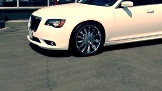 2015 WHITE CHRYSLER 300 WITH CUSTOM 22 INCH CHROME RIMS DEEP DISH RIMS [upl. by Fernald801]