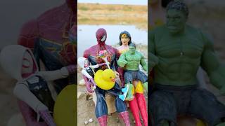 Người Cha Thiên Vị Bad Father With Daughter Toys Friend  Marvel Toy [upl. by Hallie35]