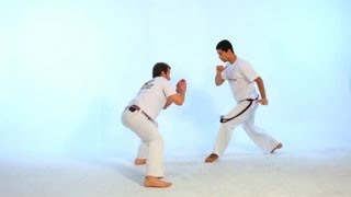 How to Do the Armada  Capoeira [upl. by Kama]