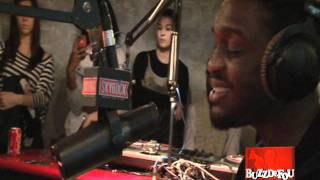 TLF FEAT CORNEILLE  LE MEILLEUR DU MONDE LIVE SKYROCK [upl. by Engracia]