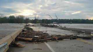 Wixom Lake Dam Failure in Edenville Massive Flooding Downstream Tittabawassee River amp Sanford Lake [upl. by Lyrak]