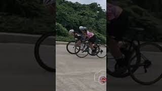 Womens Rematehan  Chain Drop and Crash Santa Veronica Criterium Congrats Janine cycling rjhtv [upl. by Tamsky]