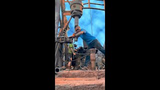 Drilling Work Over Rig Job worker rig workover drilling oil tripping workers [upl. by Girovard]