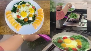 Easy amp Healthy Spinach Egg Breakfast  HighProtein Recipe for Busy Mornings [upl. by Birdt744]