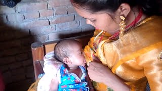 today mera 2nd cute beta milk feeding karte huye l how to drink milk new baby [upl. by Hasen]