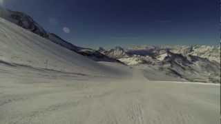 Skiing Kleine Matterhorn to Valtournenche via La pista del ventina [upl. by Harrie]