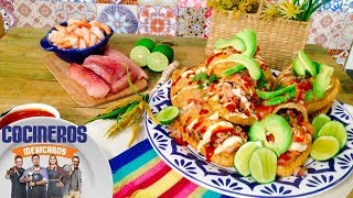 Receta Empanadas fritas de pescado y camarón  Cocineros Mexicanos [upl. by Nuawtna]