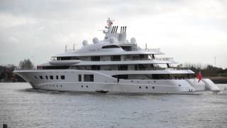 Mega Yacht Quantum Blue back to shipyard Lurssen [upl. by Edmanda]