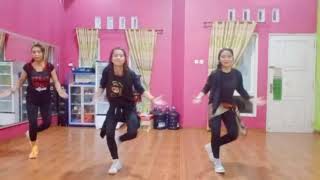 Vaaste DJ selow india  sanggar senam Atya  choreo by Endang [upl. by Airuam696]