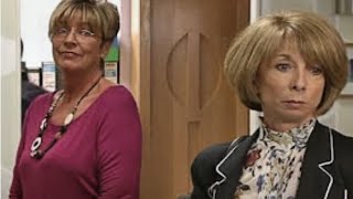 Deirdre Barlow Replaces Gail Mcintyre At The Medical Centre 30th September 2010  Coronation Stree [upl. by Lihka613]