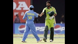 A Fighting Century By Inzamam ul Haq Against India Pakistan vs India 1st ODI 2004 [upl. by Horst]